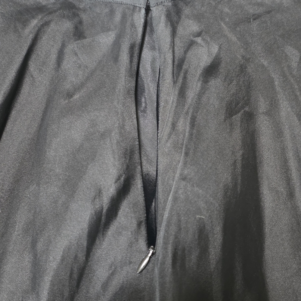 Ellen Tracy Silk Charcoal Maxi Skirt lined. - Picture 5 of 7
